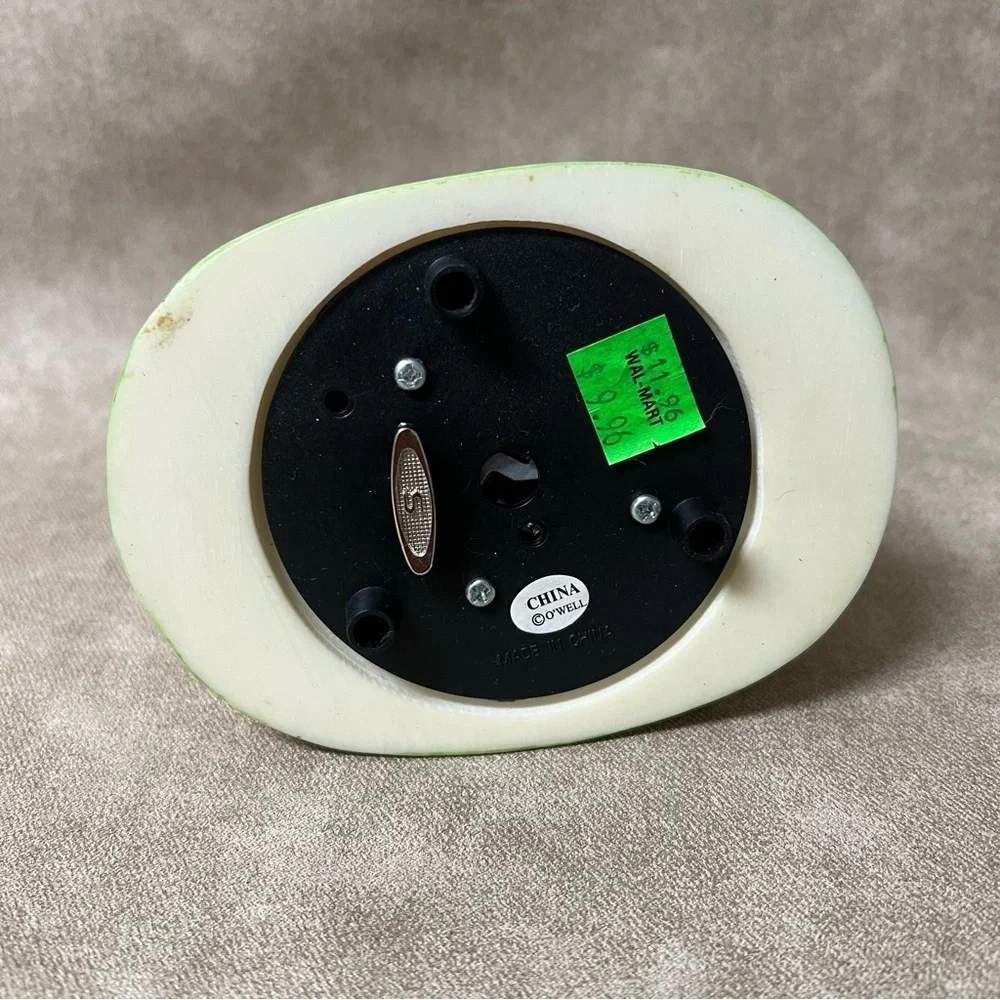 Vintage Wal-Mart music box Plays Let Me Call You Sweetheart